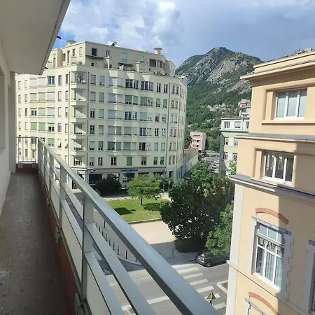 La Clara - Proche Gare & Lit Double Гренобль
